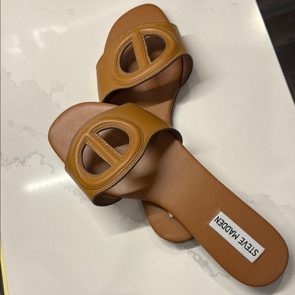 Steve Madden Kylah tan sz 8 Sandals
